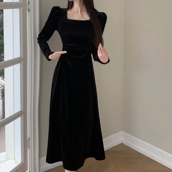 فستان بأكمام طويلة مخمل 4