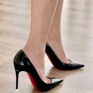 أحذية أسود عالية الكعب للنساء 1